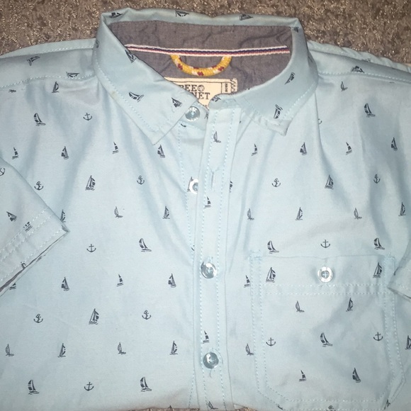 Collard button down shirt - Picture 2 of 2